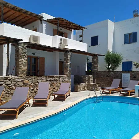 Aparthotel Siroco's And 3*