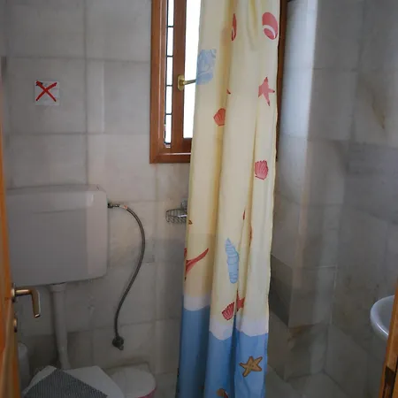 Siroco's And Aparthotel Paro