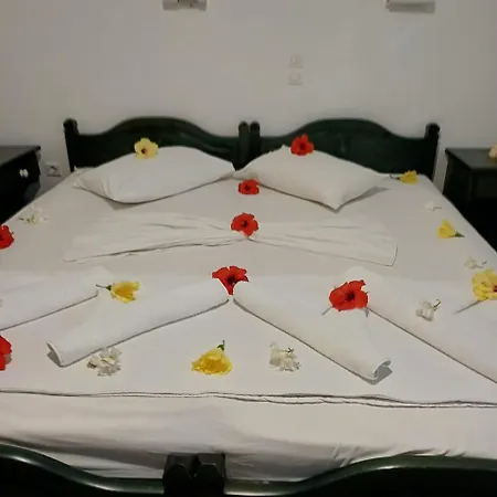 Siroco's And Aparthotel 3*