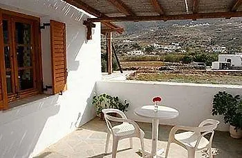Siroco's And Aparthotel Parikia (Paros)
