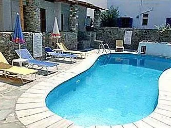 Aparthotel Siroco's And 3*