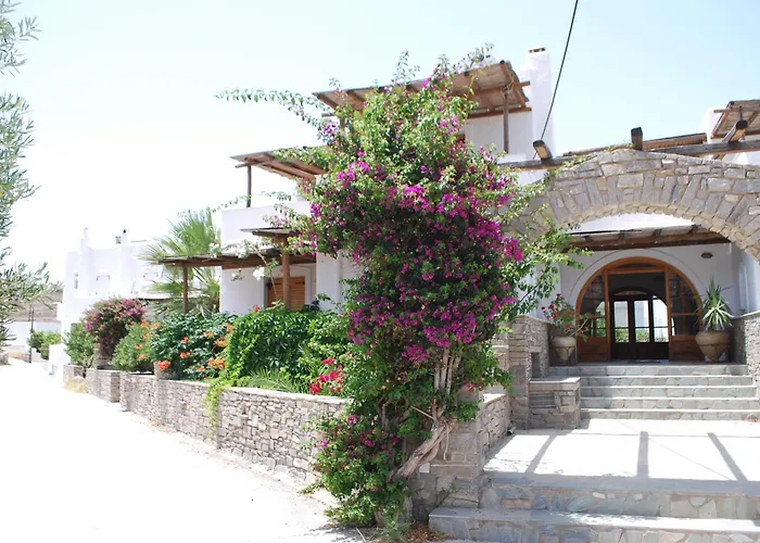 Aparthotel Siroco's And Parikia (Paros)