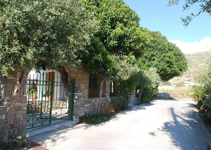 Siroco's And Parikia (Paros)