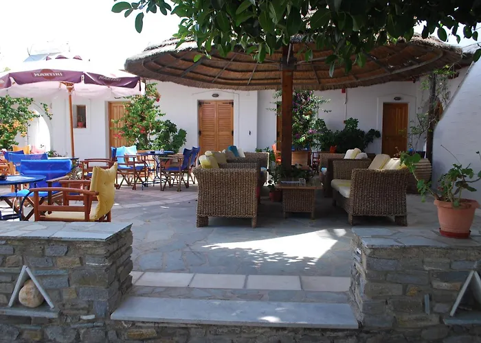 Siroco's And Parikia (Paros)